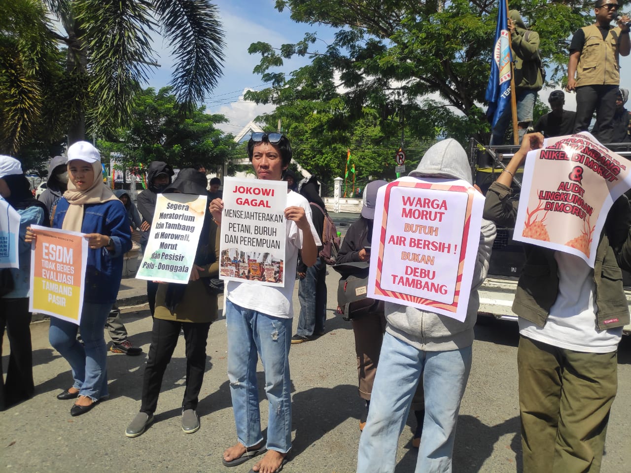 Alami Krisis Air Bersih, Warga Towara Unjuk Rasa